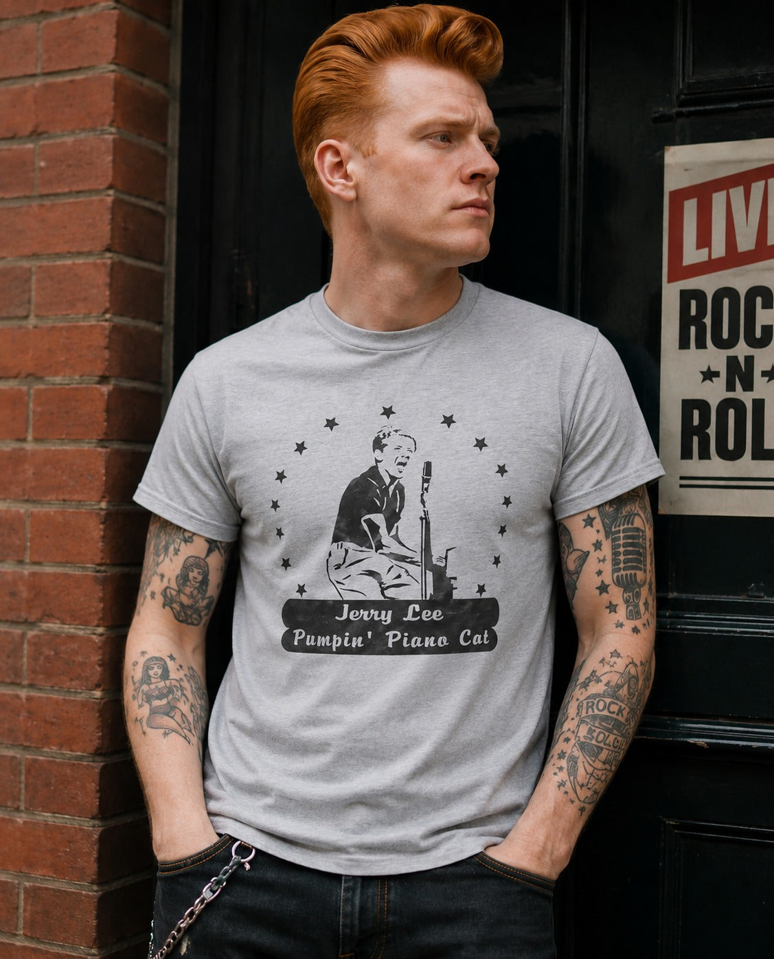 Pumpin' Piano Cat T-Shirt size Small