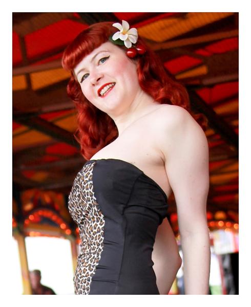 Sindy Leopard Print Swimsuit (UK8/UK10)