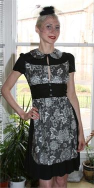 Lucy Apron 1940s style Dress in Black dress by EC Star